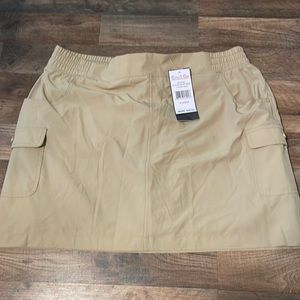 NWT ladies XL Skirt with Shorts underneath.